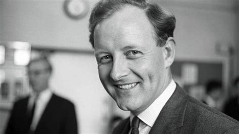 Frank Bough - BBC News