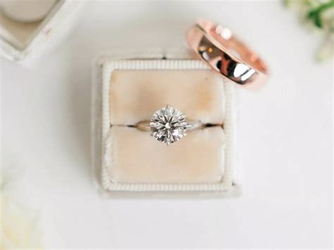 25 Classic Engagement Rings That Will Remain Timeless