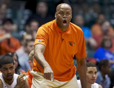 Former Oregon State basketball coach Craig Robinson becomes executive ...