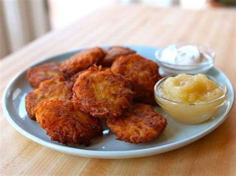 Gluten-Free Hanukkah Latkes - WorldRD.com