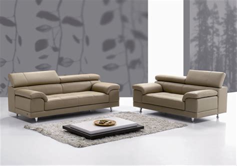 Italian Leather Sofa, Affordable and Quality from Piquattro