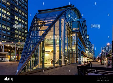 Cardinal Place, Victoria Street, London, England Stock Photo - Alamy