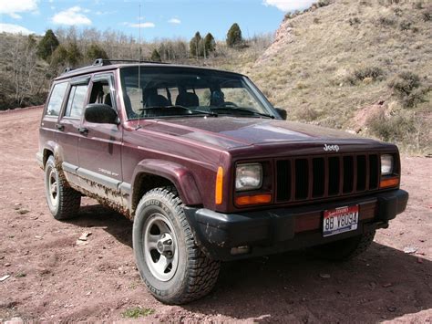 Jeep Cherokee Sport:picture # 14 , reviews, news, specs, buy car