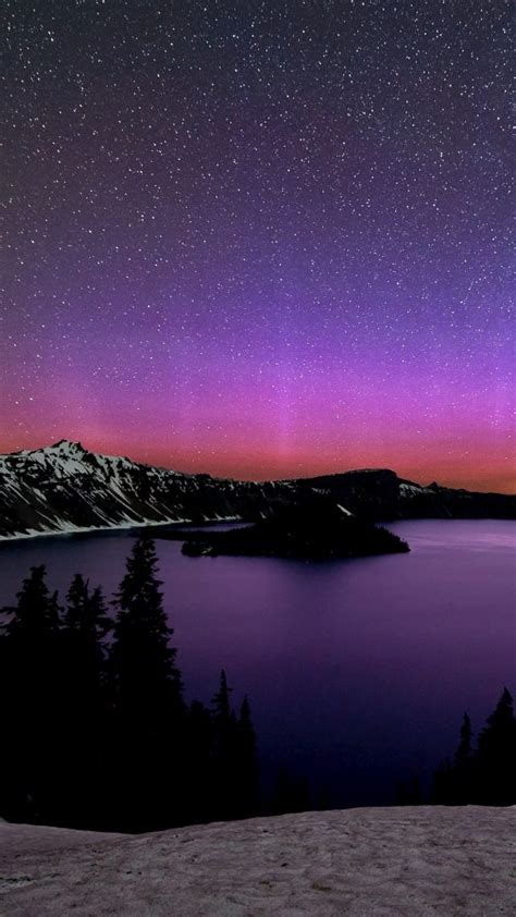 Aurora Borealis over Crater Lake National Park, Oregon, USA | Windows ...