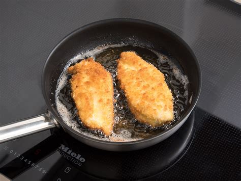 Chicken katsu with sesame cabbage salad | Recipe | Kitchen Stories