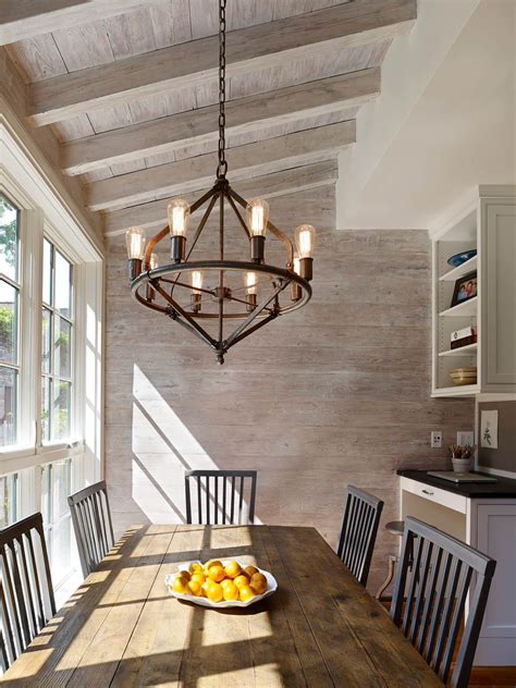 70+ Adorable Farmhouse Dining Room Ideas [Simply and Timeless] | Rustic dining room lighting ...