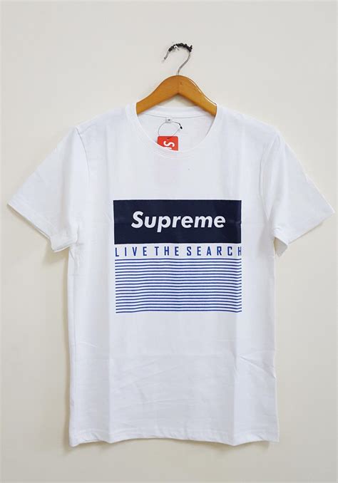 Detail Gambar Logo Baju Kaos Supreme Asli Kecil Atau Besar Koleksi Nomer 4