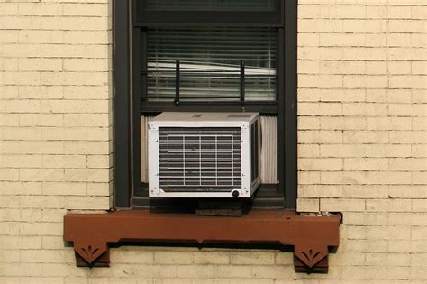 The best window air conditioners, according to experts