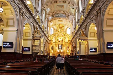 Notre Dame de Quebec Cathedral-Basilica and the Holy Door | Justin Plus ...