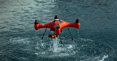 SPRY Is The Underwater Drone Capturing Water Sports In 4K Video | atelier-yuwa.ciao.jp