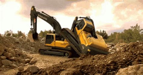 Construction Fail GIF - Construction Fail - Discover & Share GIFs