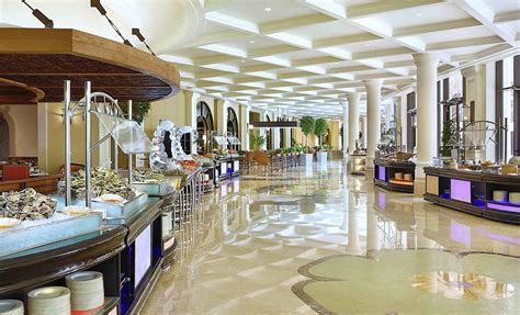 Staycation Spotlight: The Ritz-Carlton Abu Dhabi, Grand Canal - FACT ...