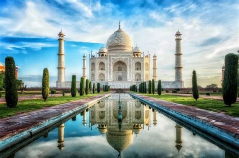 Top 10 Most Recognizable Landmarks in the World | Famous places ...