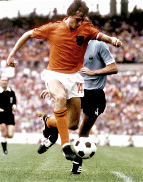 6 of Johan Cruyff’s career highlights | The Bolton News