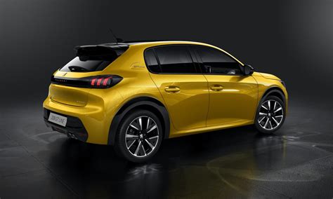 Peugeot 208 debuts ahead of Geneva Motor Show