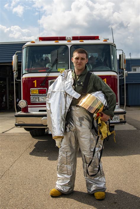 DVIDS - Images - U.S. Marine Corps firefighters train in CFB Cold Lake ...