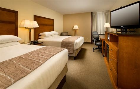 Drury Inn & Suites Springfield, IL - Drury Hotels