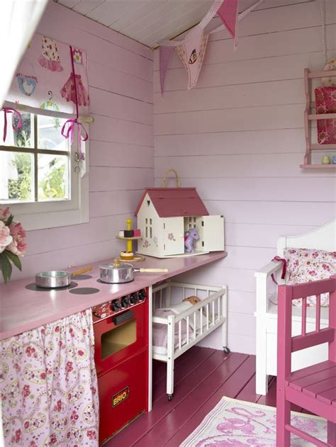 innredning lekehus - Google-søk | Play houses, Playhouse interior, Playhouse interior ideas