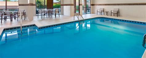 Hotels with Indoor Pools Bowling Green KY | Fitness at Courtyard