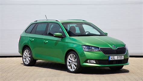 Skoda Fabia Estate (2018) review: just right | CAR Magazine