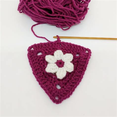 Rainbow Bunting – Crochet Cloudberry