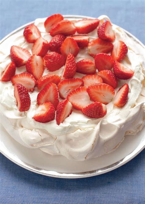 Strawberry Pavlova | Recipe | Pavlova recipe, Mary berry recipe, Berries recipes