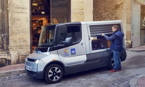 Renault, Volvo Trucks in talks on electric vans, report says. | Automotive News Europe