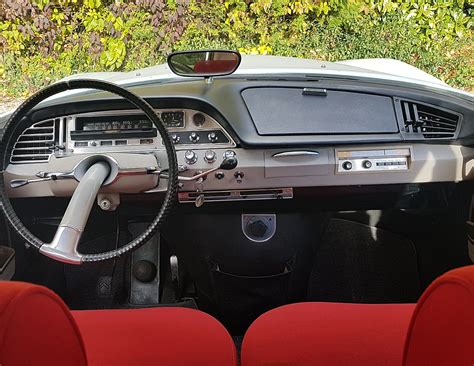 Citroen DS 21 1968 dashboard | Citroen ds, Citroen ds pallas, Citroen