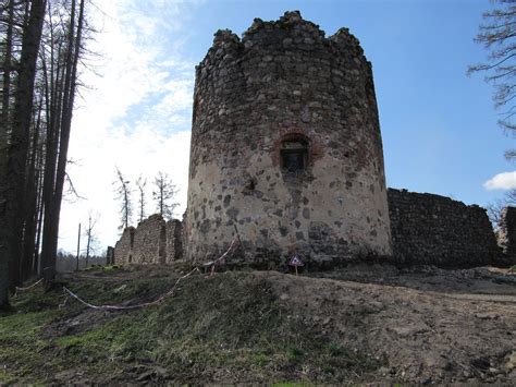 Ergeme Livonian Order Castle Ruins - Ērģeme