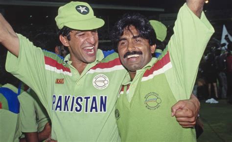 Cricket 2022: Wasim Akram reveals cocaine addiction in wife claim ...