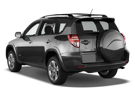 2009 Toyota RAV4 4x4 - Toyota Crossover SUV Review - Automobile Magazine