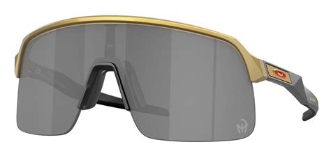 Oakley Sutro Lite – Patrick Mahomes – Olympic Gold – Prizm Black ...