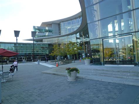 Surrey Central City: How they put a university in a shopping mall.