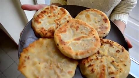 How to Make : Chinese Pizza ( Scallion pancake) - YouTube