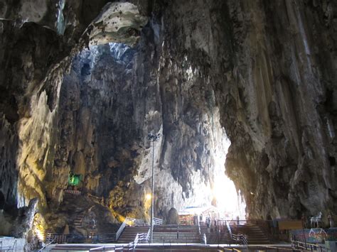 The Batu Caves | Pearce On Earth