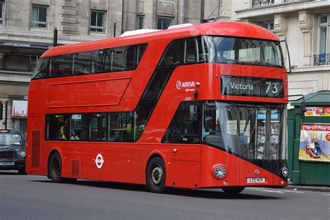 Double-decker bus - Wikipedia