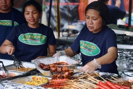 82 Largest Filipino Food Festival Stock Pictures, Editorial Images and ...