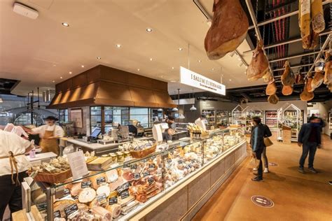 Inside London's BIGGEST Italian Food Hall: Eataly - Svenywhere - Your ...