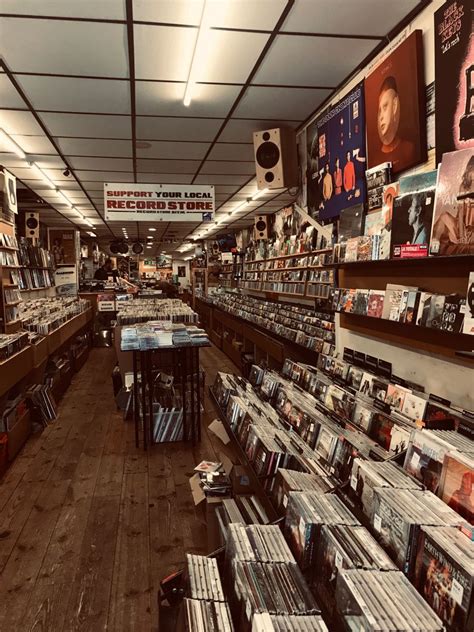 Vinyl shop vintage aesthetic ‘record store’