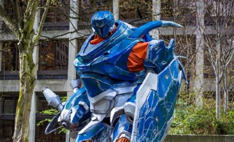 This Halo Cosplay Is Intense