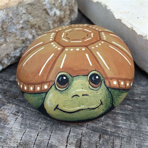 Turtle painted on stone. It's a great life!! | Turtle painted rocks, Rock painting patterns ...