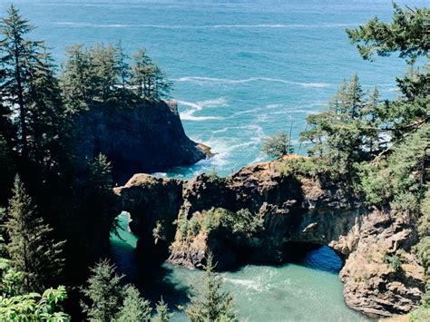 21 Best Things to do in Gold Beach Oregon - CS Ginger Travel