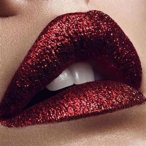 Bosso Beverly Hills Makeup Blog » How to DIY Glitter Lips