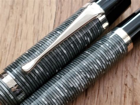 Montegrappa Nazionale Flex Shiny Circles Celluloid Fountain Pen