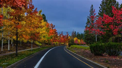 Bend Oregon Autumn Photograph by Glen Thuncher | Fine Art America