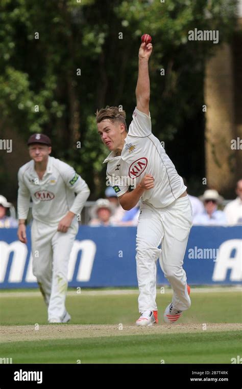 Sam curran of england bowling hi-res stock photography and images - Alamy