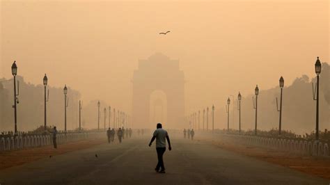 Rising pollution, Covid cases a double whammy for Delhi - The Sunday Guardian Live