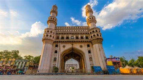 Hyderabad: 5 Tourist Places To Visit While Exploring The 'City Of Pearls' | HerZindagi