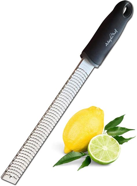 Best Lemon Zesters For Quick Zesting (Reviews & Guide)