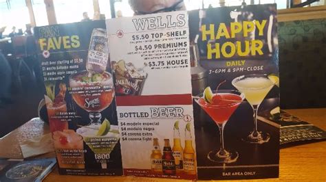 applebee's happy hour